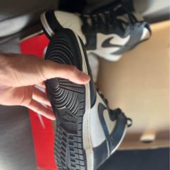 Nike Dunks Hi Top Panda 9.5 - Picture 1 of 6